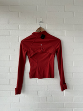 Load image into Gallery viewer, Lulu Lemon Athletic Jacket Size Small
