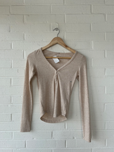 Load image into Gallery viewer, American Eagle Long Sleeve Top Size Extra Small
