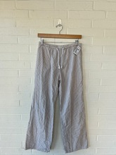 Load image into Gallery viewer, John Galt Pants Size Small
