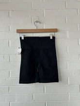 Load image into Gallery viewer, Tna Athletic Shorts Size Small
