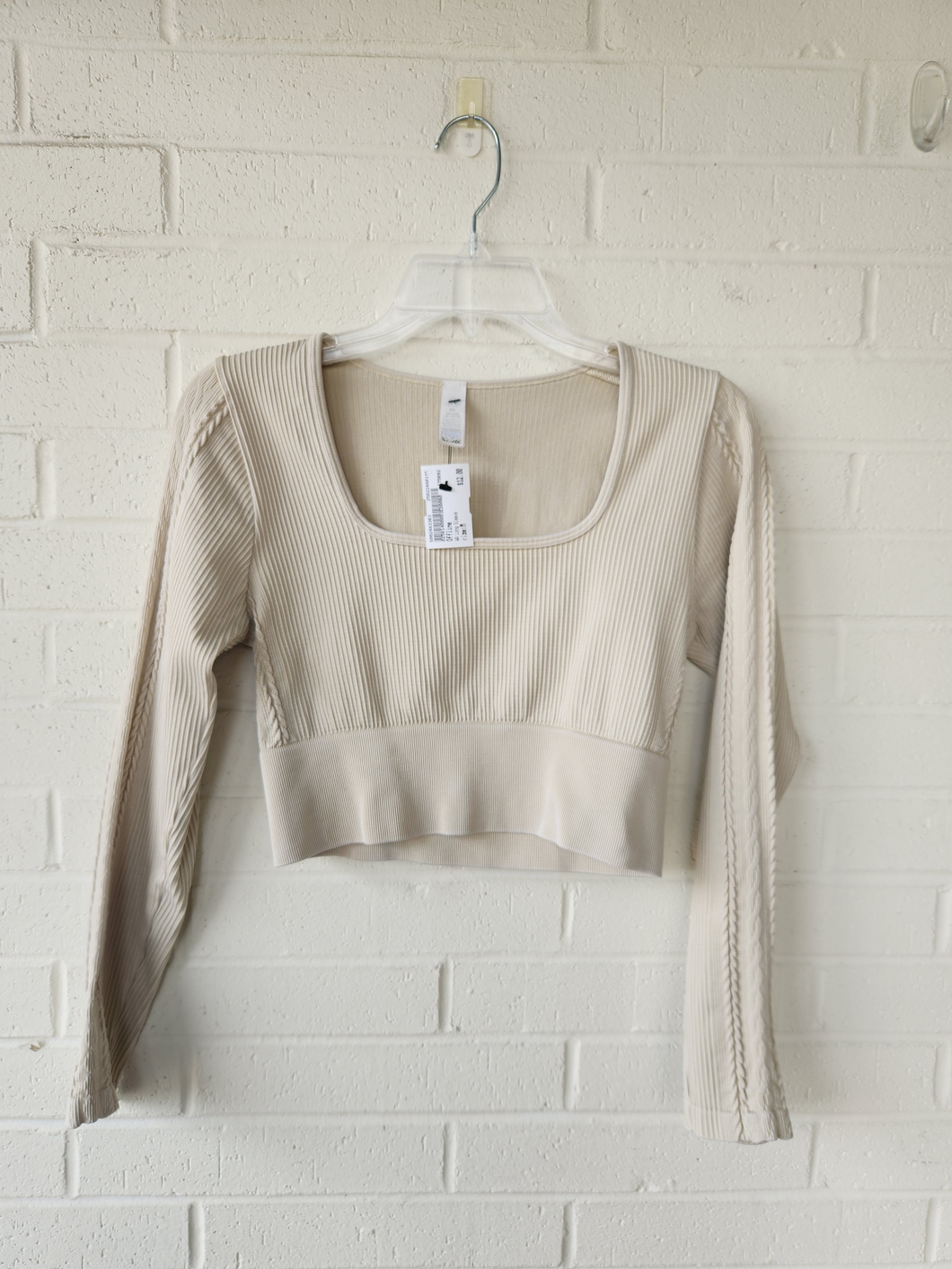 Offline Athletic Top Size Medium
