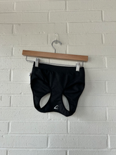 Load image into Gallery viewer, Gym Shark Sports Bra Size Extra Small
