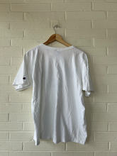 Load image into Gallery viewer, Champion T-Shirt Size Extra Large
