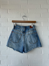 Load image into Gallery viewer, Bdg Shorts Size 2
