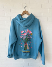 Load image into Gallery viewer, Dandy Worldwide Sweatshirt Size Large

