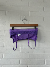 Load image into Gallery viewer, Skims Athletic Top Size Small
