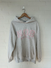 Load image into Gallery viewer, Sweatshirt Size Large
