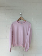 Load image into Gallery viewer, Fabletics Sweatshirt Size Large
