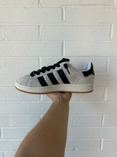 Load image into Gallery viewer, Adidas Womens Athletic Shoes Womens 8
