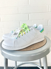 Load image into Gallery viewer, Adidas Casual Shoes Womens 6
