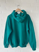 Load image into Gallery viewer, Comfrt Sweatshirt Size Medium
