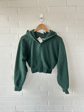 Load image into Gallery viewer, Aritzia Sweatshirt Size Small
