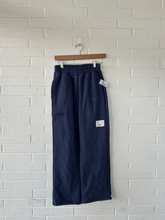 Load image into Gallery viewer, Comfrt Pants Size Extra Small
