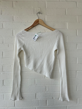 Load image into Gallery viewer, Garage Long Sleeve Top Size Small
