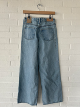 Load image into Gallery viewer, Pac Sun Denim Size 0 (24)
