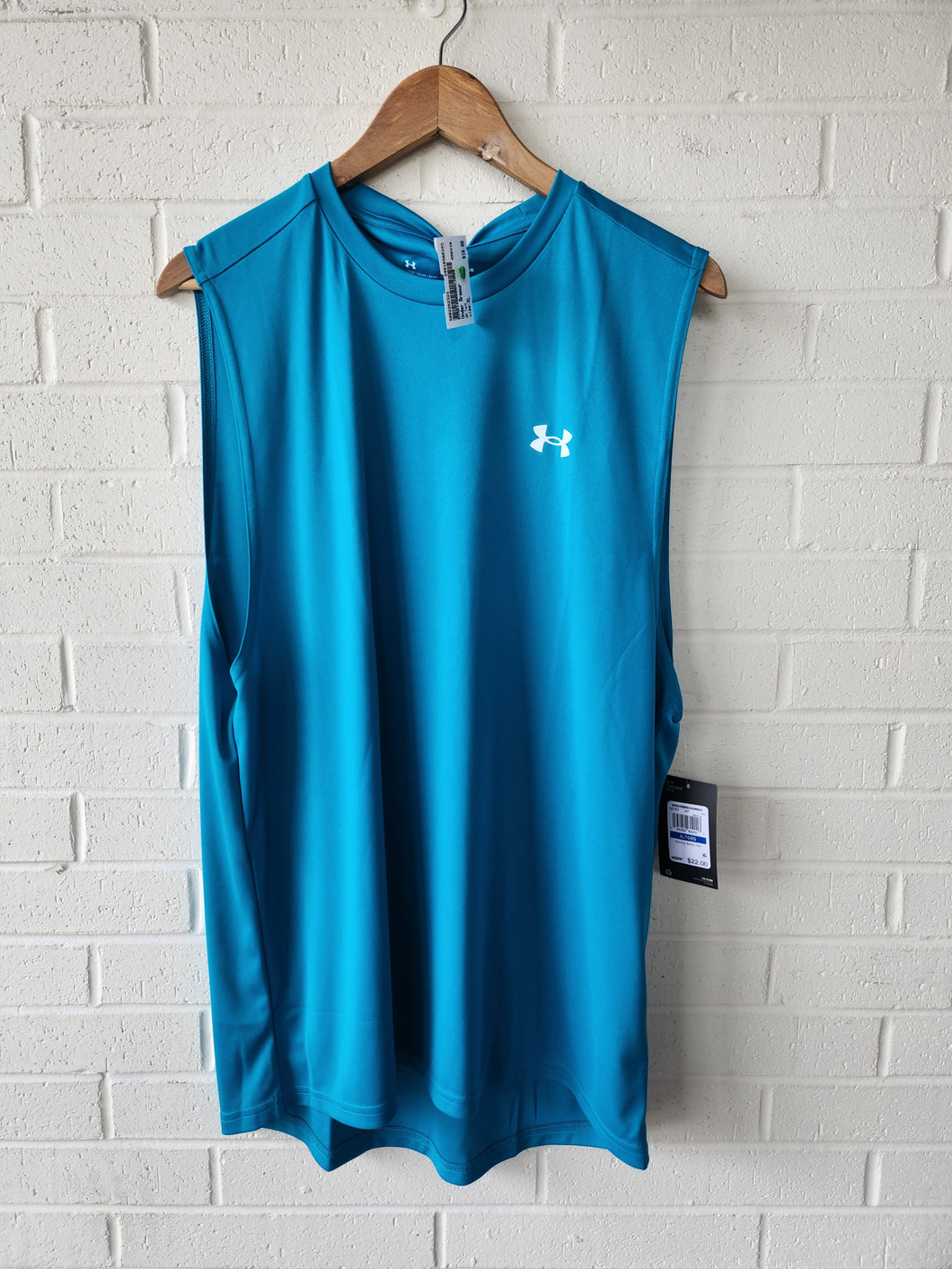 Under Armour Athletic Top Size Extra Large