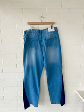 Load image into Gallery viewer, Boohoo Denim Size 36
