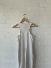 Load image into Gallery viewer, Lulu Lemon Dress Size Small

