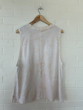 Load image into Gallery viewer, Lulu Lemon Athletic Top Size Extra Large
