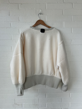 Load image into Gallery viewer, We The Free Sweatshirt Size Extra Small
