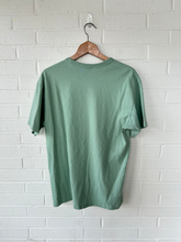 Load image into Gallery viewer, Nike T-shirt Size Small
