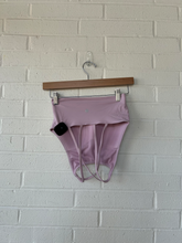 Load image into Gallery viewer, Lulu Lemon Sports Bra Size Small
