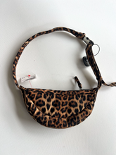 Load image into Gallery viewer, Zara Purse
