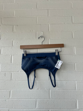 Load image into Gallery viewer, Gym Shark Sports Bra Size Extra Small
