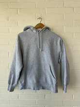Load image into Gallery viewer, Tna Sweatshirt Extra Extra Small
