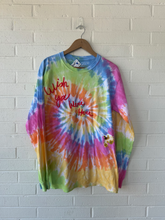 Load image into Gallery viewer, Long Sleeve T-shirt Size Medium
