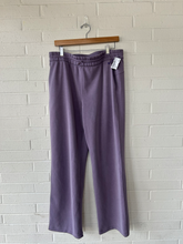 Load image into Gallery viewer, Lulu Lemon Athletic Pants Size Large
